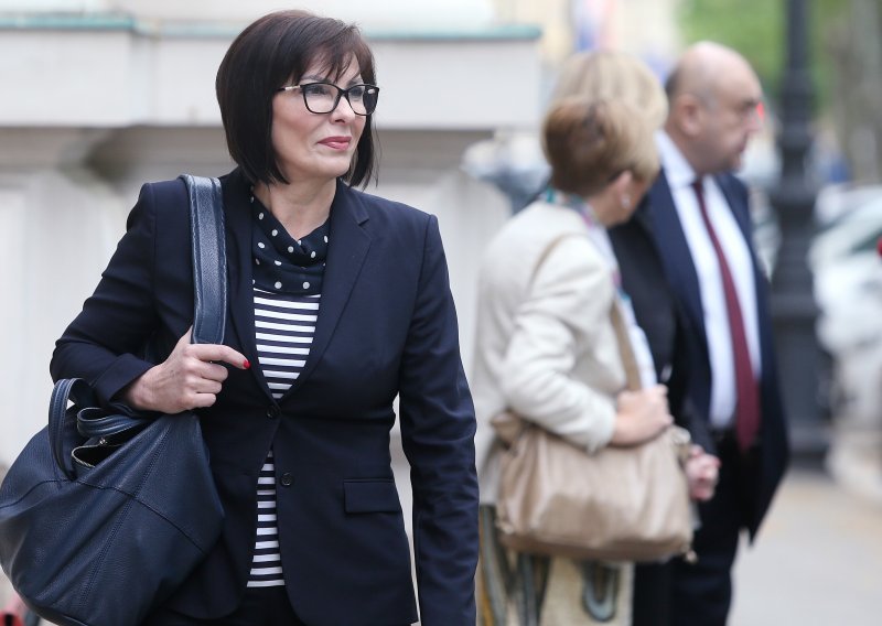 Bivši savjetnici Marine Lovrić Merzel koji su dobivali pet tisuća kuna svjedočili o sastancima u 'kancelarijici'