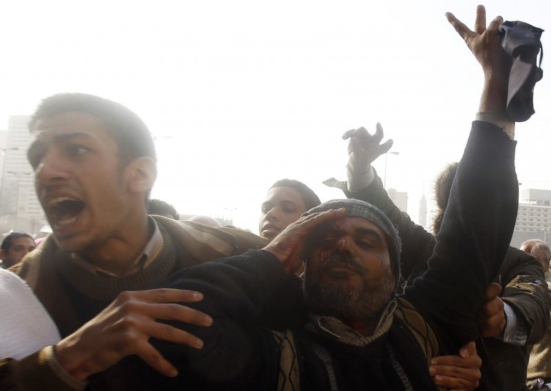 U Kairu poginula jedna osoba, 611 ranjeno