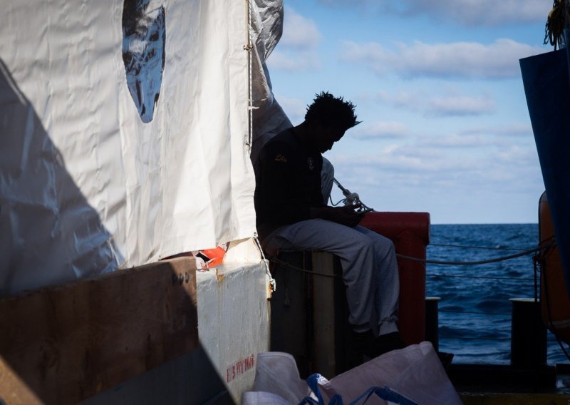 Afričke izbjeglice evakuirane iz Libije u Italiju, UN traži dodatnu pomoć