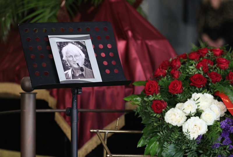 Posljednji ispraćaj skladatelja i dirigenta Đele Jusića na krematoriju