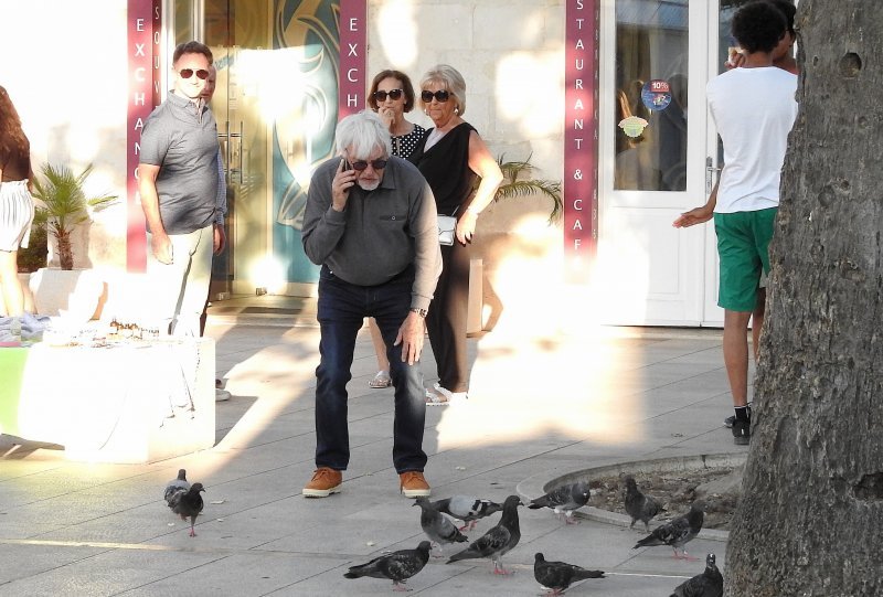 Bernie Ecclestone i bivša spajsica Geri Halliwell sa supružnicima prošetali Dubrovnikom