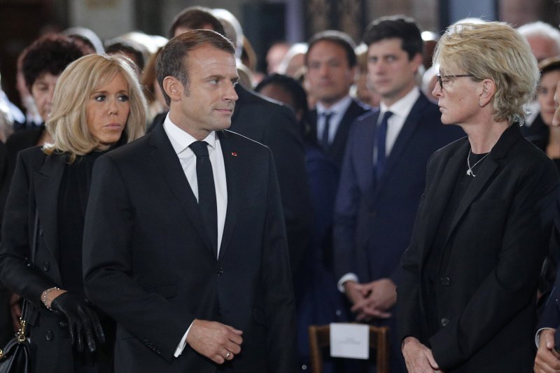Emmanuel i Brigitte Macron sa Chiracovom kćerkom Claude