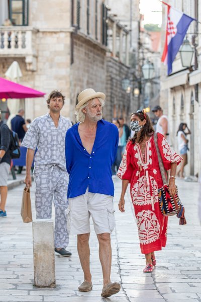 Bob Geldof u društvu supruge i bubnjara grupe Queen prošetao Dubrovnikom