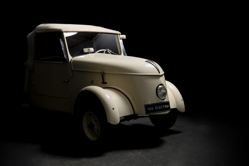 Peugeot VLV (laki gradski automobil) iz 1941.