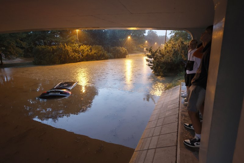 Poplavljen podvožnjak u Ljubljani