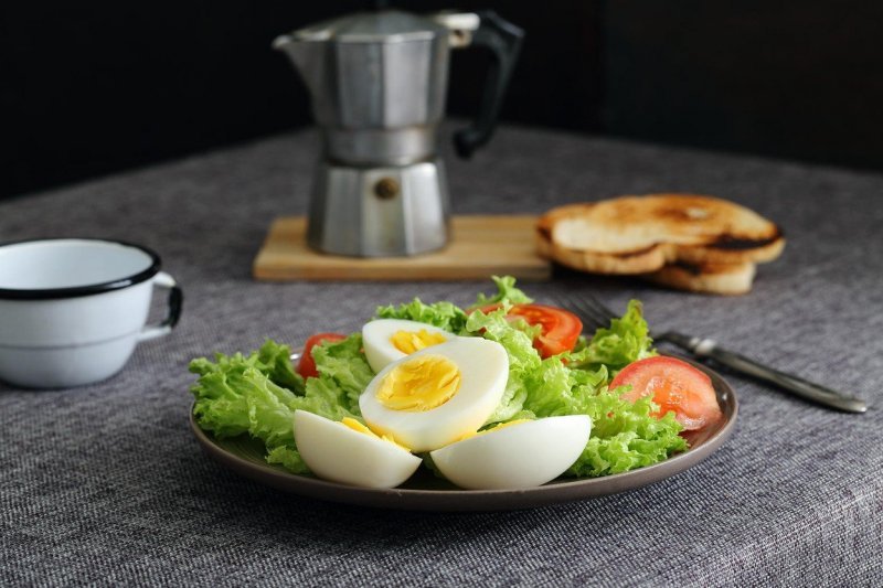 Salata i tvrdo kuhana jaja