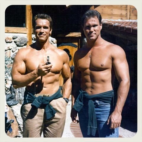 Arnold Schwarzenegger i Peter Kent u 'Komandosu'