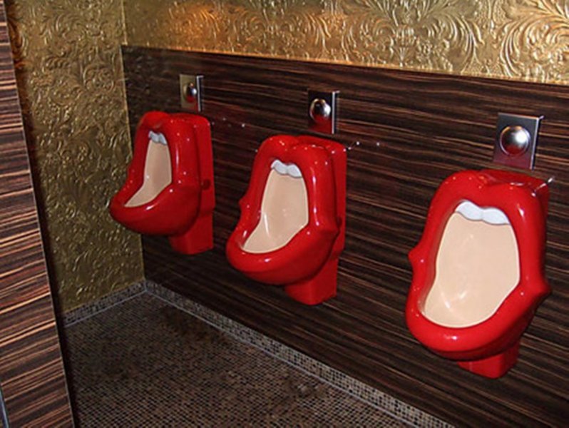 Bizarni javni toaleti širom svijeta