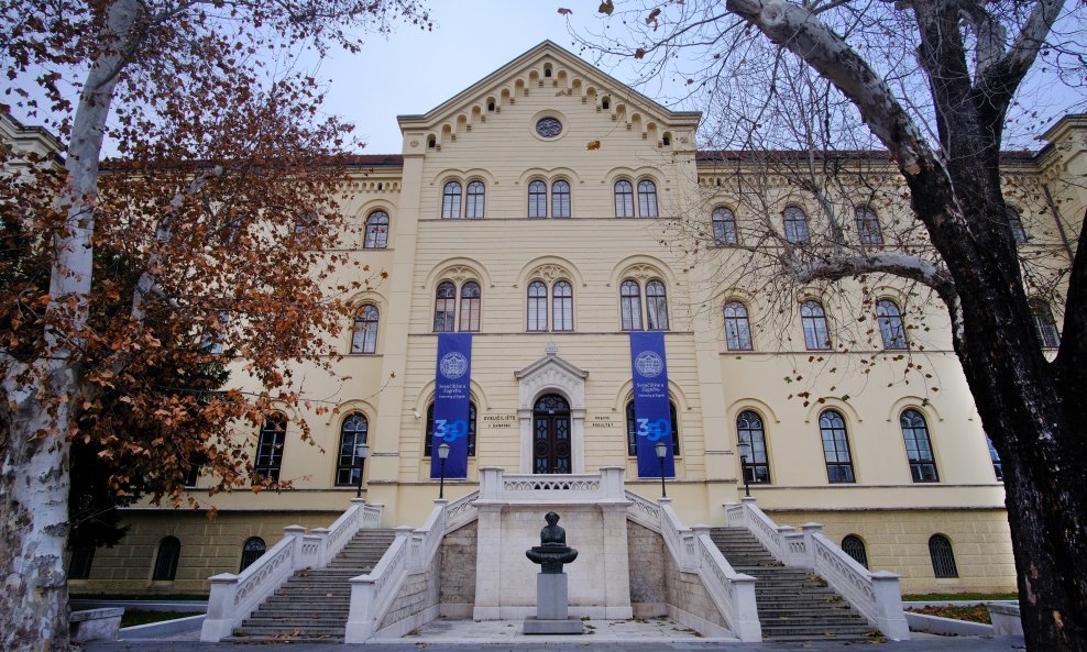 Zgrada Sveučilišta u Zagrebu