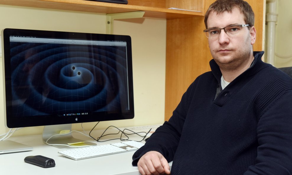 Dr. sc. Vibor Jelić, voditelj laboratorija za astročestičnu fiziku i astrofiziku na Institutu Ruđer Bošković