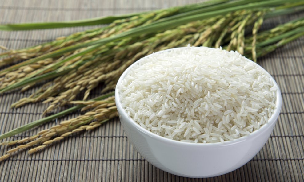 riža hrana