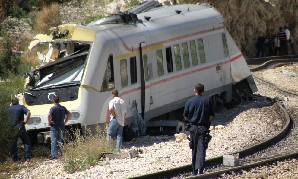 Vlak smrti koji je izletio iz tračnica kod Rudina 2009.