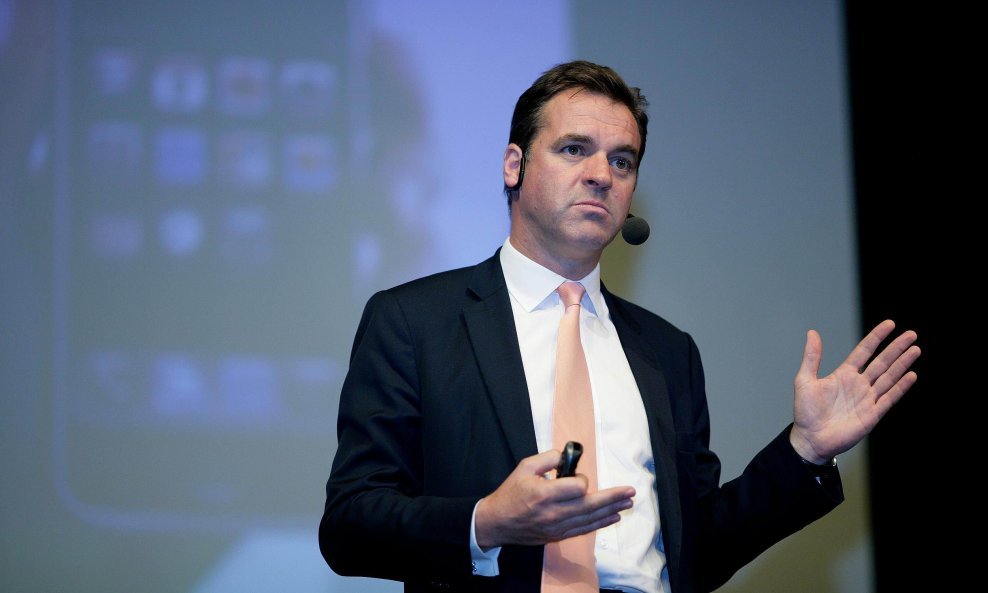 Niall Ferguson