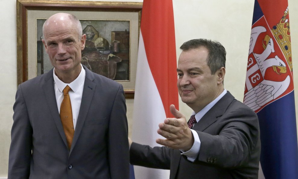 Nizozemski ministar vanjskih poslova Stef Blok i njegov srpski kolega Ivica Dačić
