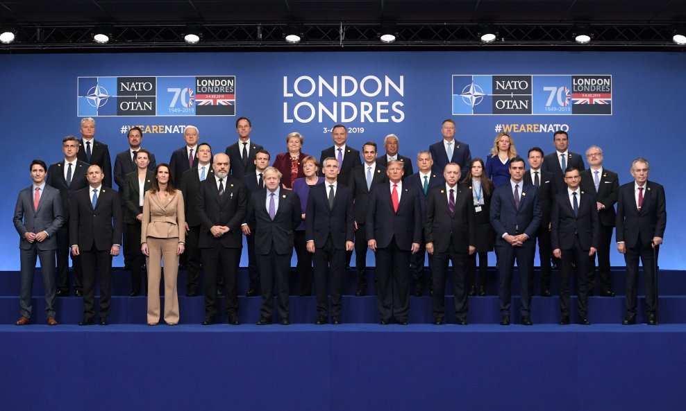 Čelnici država NATO saveza