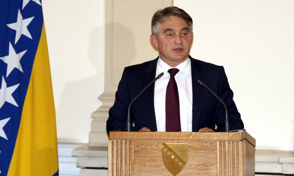 Željko Komšić žestoko je reagirao na prijedlog strategije obrane i nacionalne sigurnosti Srbije
