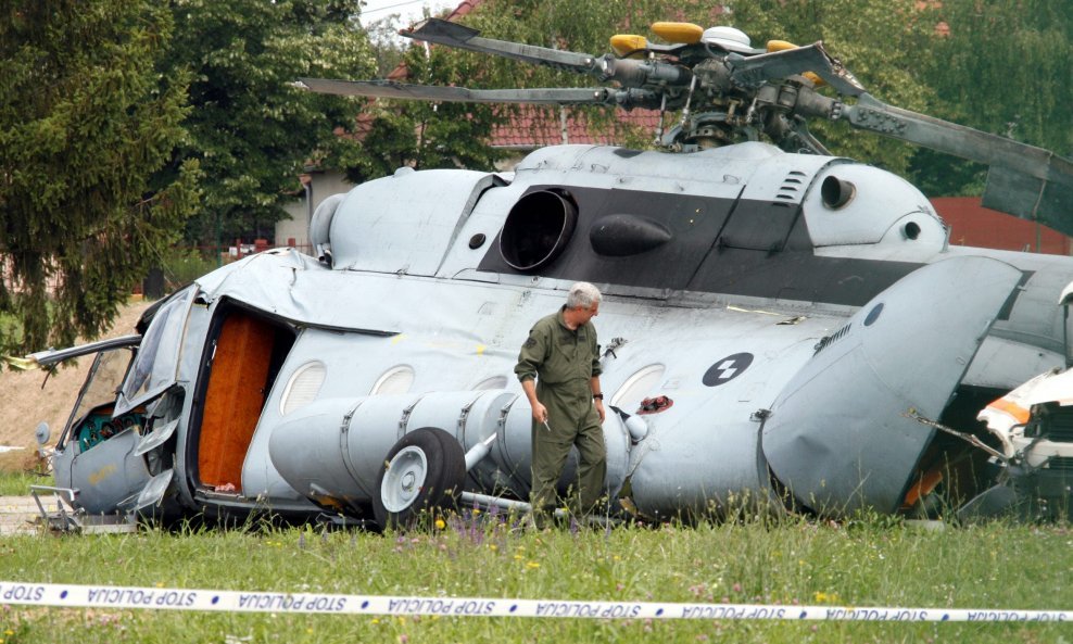 Pad helikoptera Mi-8 u Vukovaru 2007. najveća je nesreća vojnih zrakoplova u mirnodopsko vrijeme u Hrvatskoj