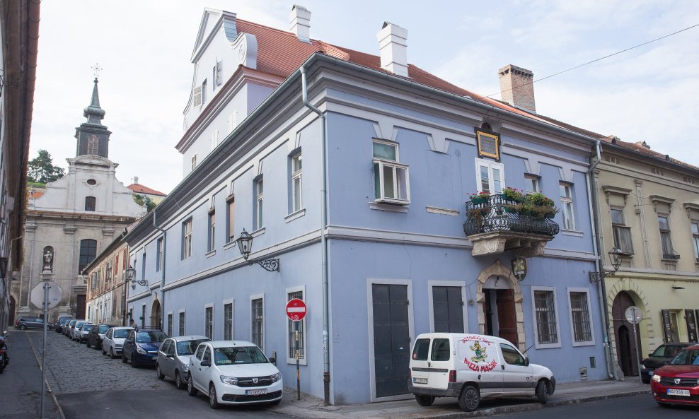 Rodna kuća bana Jelačića u Petrovaradinu