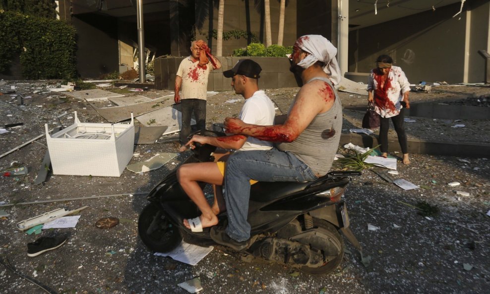 Ilustracija / ljudi ozlijeđeni u eksploziji u Bejrutu