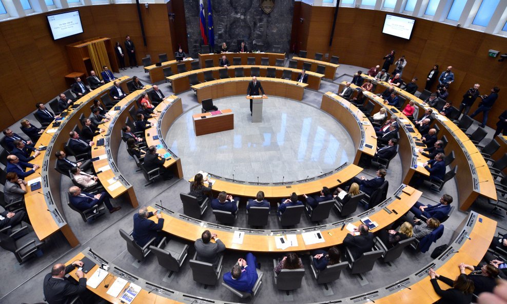 Slovenski parlament, ilustrativna fotografija