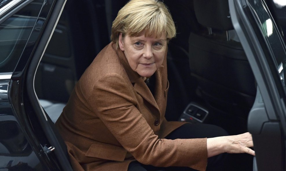 Angela Merkel  (2)