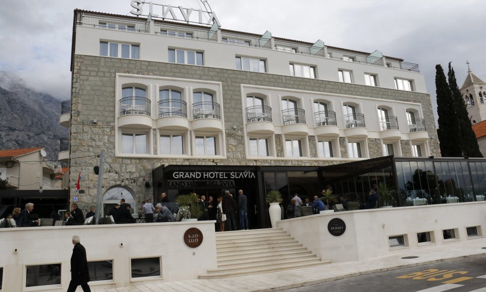 Grand hotel Slavija