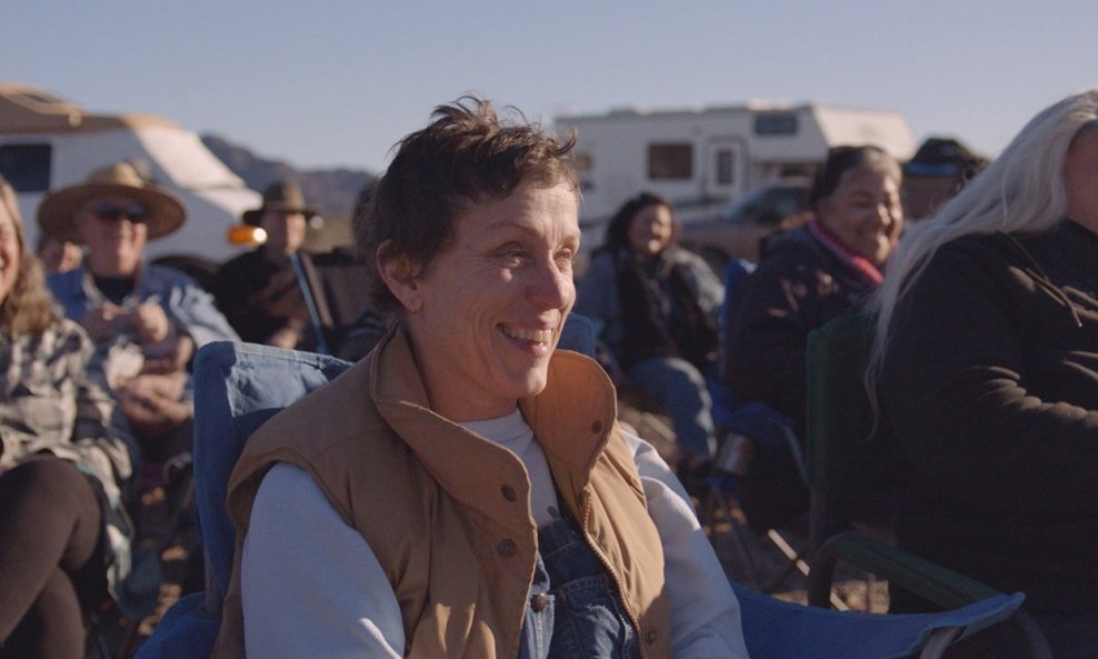 Frances McDormand kao Fern u filmu 'Zemlja nomada'