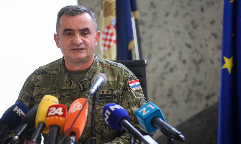 Direktor Glavnog stožera Oružanih snaga general-bojnik Ivica Olujić