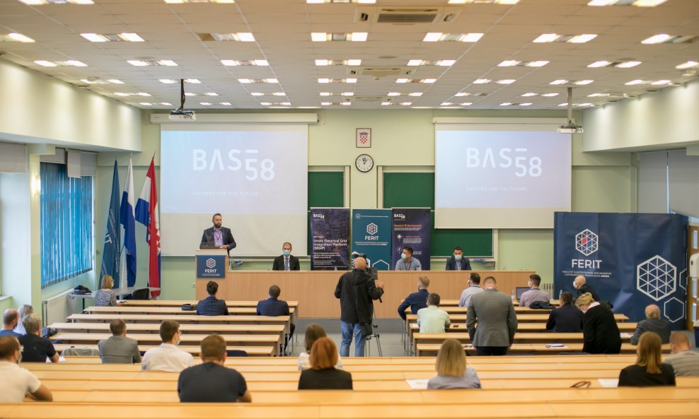 Završna konferencija Base58 i FERIT-a