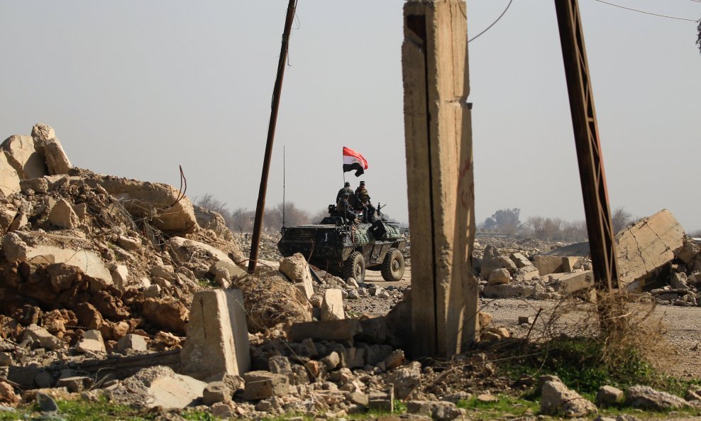 Iračke snage osvojile zračnu luku u Mosulu