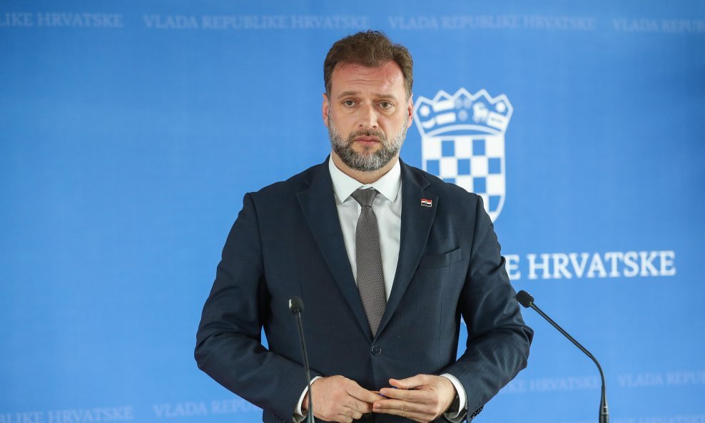 Ministar obrane Mario Banožić čestitao je hrvatskim vojnicima na priznanju