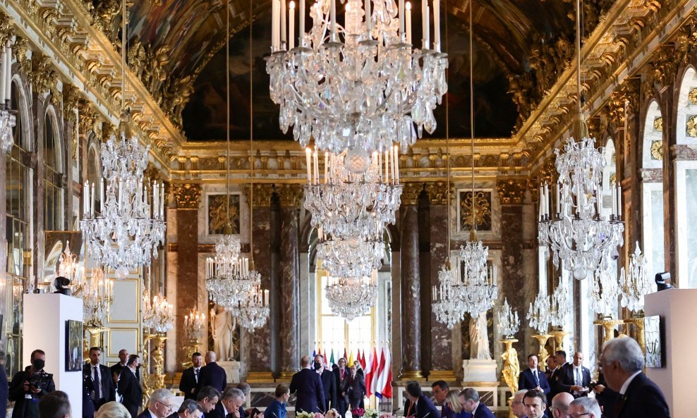 Neformalni samit u Versaillesu