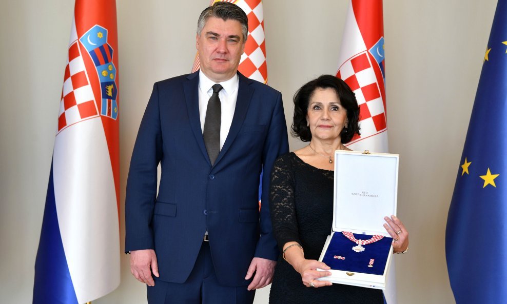 Zoran Milanović odlikovao Mirjam Katulić