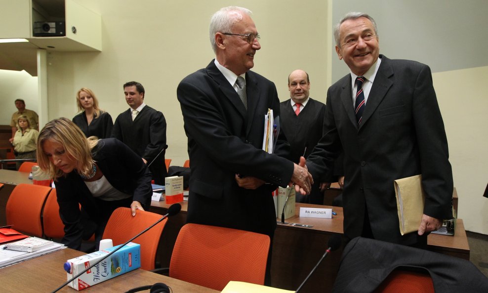 Josip Perković i Zdravko Mustač u minhenskoj sudnici tijekom suđenja
