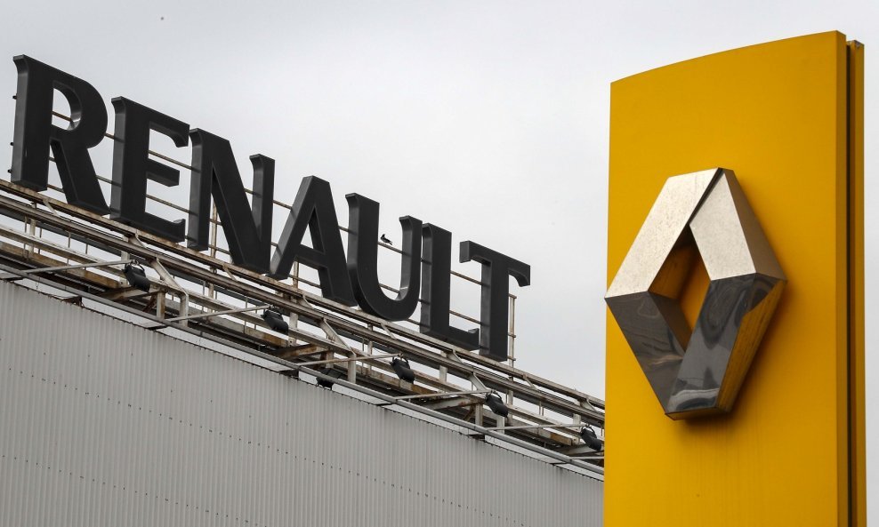 Renault Grupa prodaje Renault Rusiju i njegovih kontrolnih udjela u AvtoVAZ-u