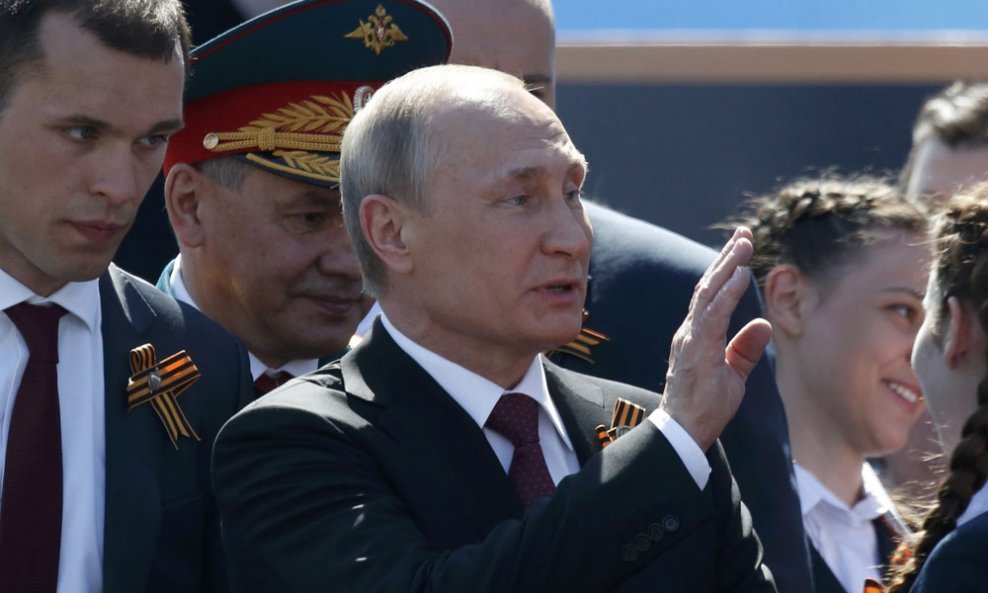 Ruski predsjednik Vladimir Putin i ministar obrane Sergej Šojgu