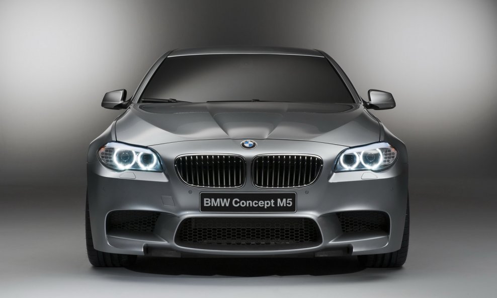 2012-BMW-M5-Concept-15
