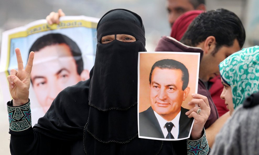 Pristalice Hosnija Mubaraka
