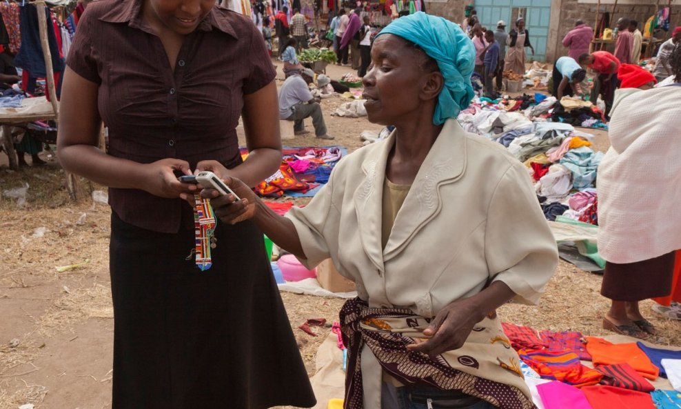 Jeste li znali da u Keniji možete plaćati mobitelom i na tržnici?