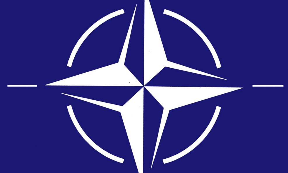 NATO PAKT