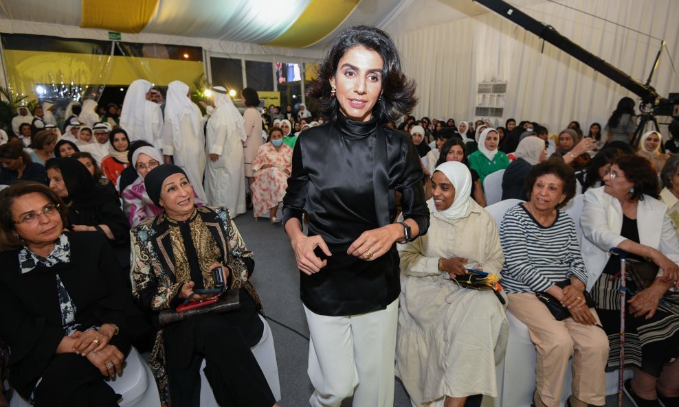 Alia AlKhaled, kandidatkinja na parlamentarnim izborima u Kuvajtu. Svi kandidati su nezavisni jer su političke stranke zabranjene