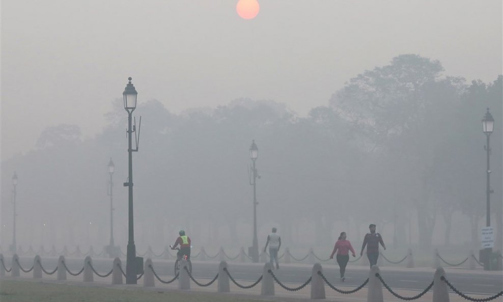 New Delhi, Indija, onečišćenje zraka