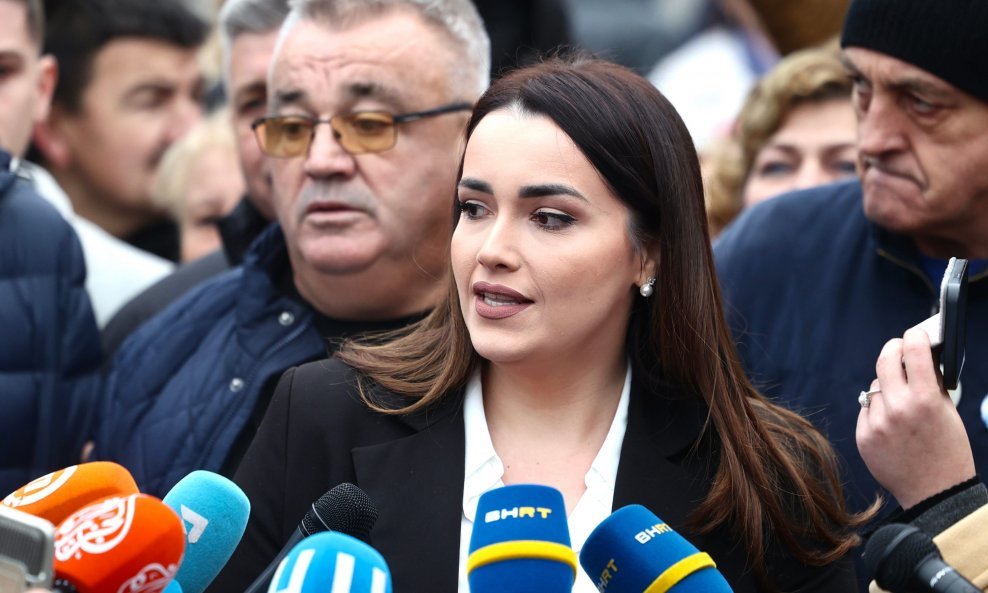 Arijana Memič, sestra ubijenog Dženana