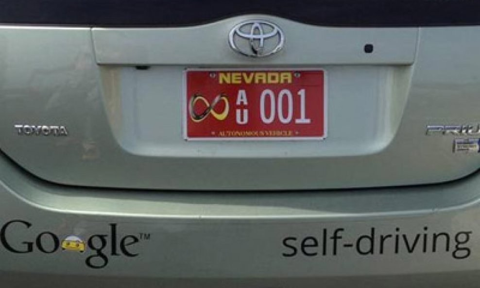 Google self driving auto