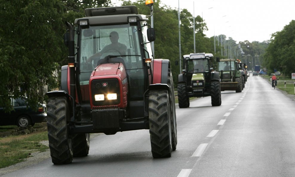 traktori, prosvjed