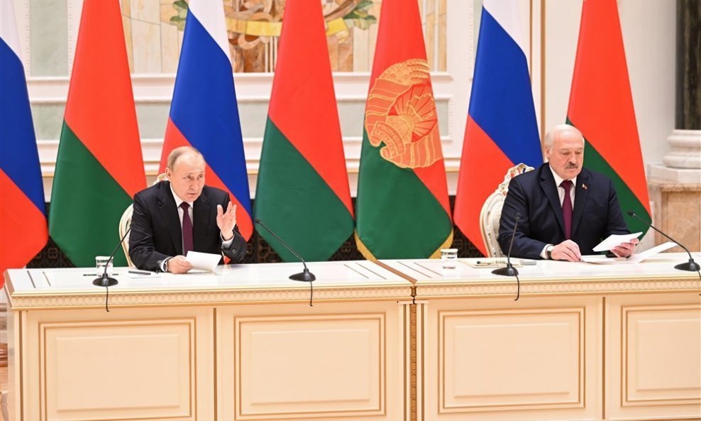 Vladimir Putin i Aleksandar Lukašenko u Minsku