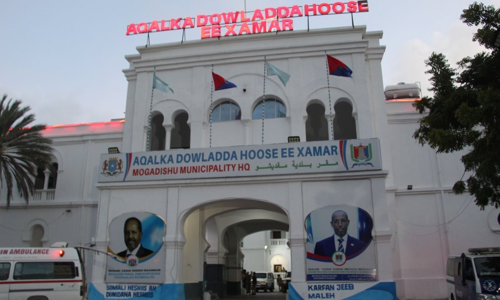Ured gradonačelnika Mogadišua napali su teroristi skupine Al-Šebab