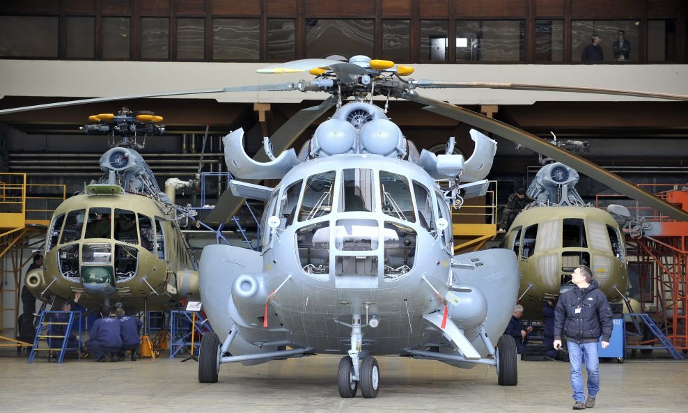 Ilustracija, helikopter Mi-8