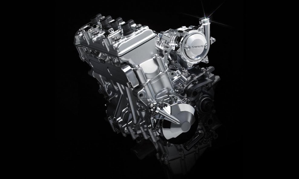 kawasaki-teases-the-upcoming-ninja-h2-is-it-the-supercharged-machine-video_2