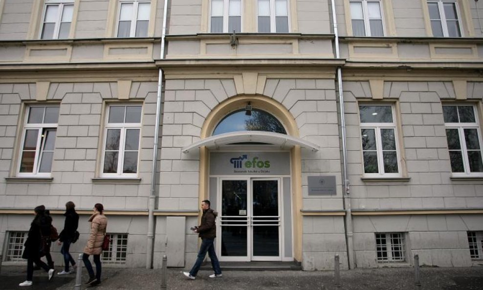 Ekonomski fakultet u Osijeku